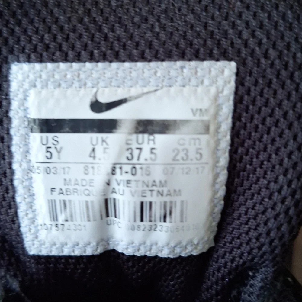Nike 5 Youth Mesh Upper